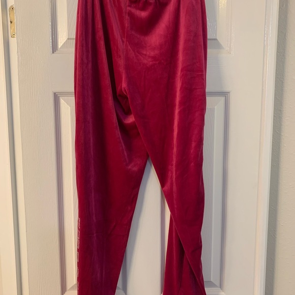 New Juicy Couture Pajama Set. Size Large. - Picture 4 of 6